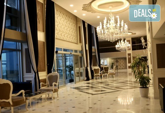 Предколеден шопинг в Чорлу, Люлебургас и Одрин, със Запрянов Травел! 1 нощувка със закуска в хотел Izer 5* Люлебургас, транспорт и водач - Снимка 9