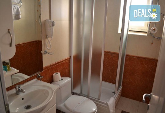 Нова Година 2020 в Охрид, Hotel Filip 4*, с Дари Травел! 3 нощувки със закуски, 2 вечери, Новогодишна вечеря в хотел Belvedere 4*, по желание транспорт - Снимка 9