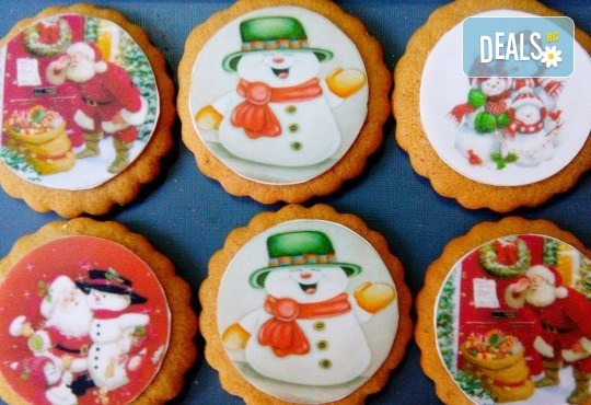 Коледни бисквити със снимка на Дядо Коледа, Снежния човек, джуджета, ангелчета и елхички от майстор-сладкарите на Muffin House! - Снимка 2