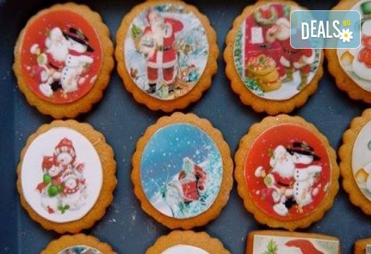 Коледни бисквити със снимка на Дядо Коледа, Снежния човек, джуджета, ангелчета и елхички от майстор-сладкарите на Muffin House! - Снимка 3