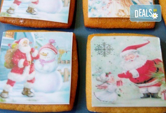 Коледни бисквити със снимка на Дядо Коледа, Снежния човек, джуджета, ангелчета и елхички от майстор-сладкарите на Muffin House! - Снимка 4
