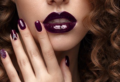 Дълготраен маникюр с гел лак ORLY и 4 декорации в Студио за красота BEAUTY STAR до Mall of Sofia