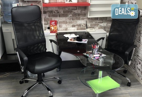 Арганова терапия за коса с инфраред преса, подстригване и оформяне със сешоар в салон за красота Diva! - Снимка 6