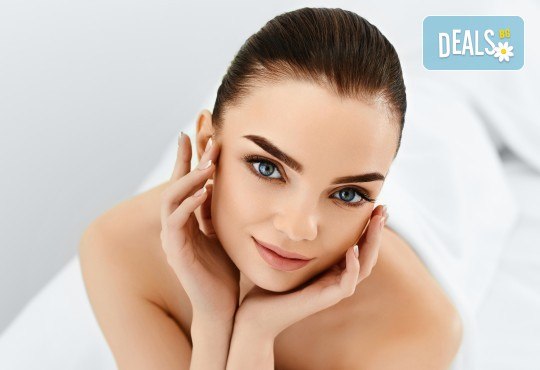 Чиста кожа! Мануално почистване на лице с професионална медицинска козметика в студио Нимфея! - Снимка 4