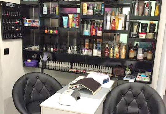 Салон Flowers 2 в Хаджи Димитър