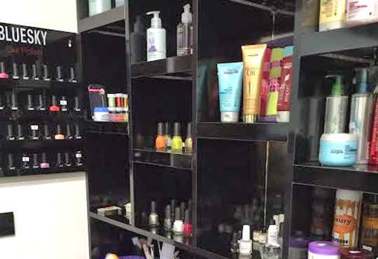 Салон Flowers 2 в Хаджи Димитър